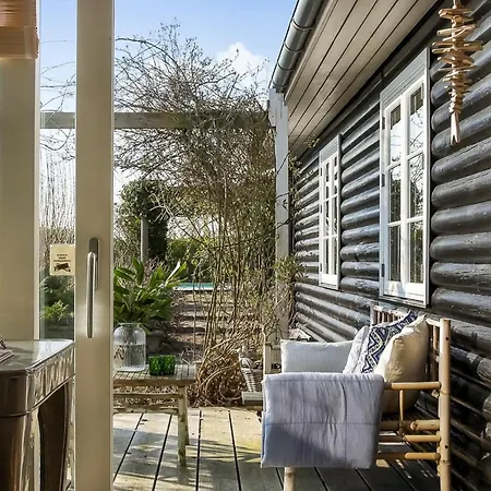 Semesterbostad Beautiful Log House With A Pool In South Funen Vester-Skerninge