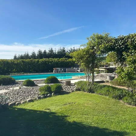 Semesterbostad Beautiful Log House With A Pool In South Funen Vester-Skerninge